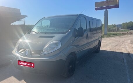 Renault Trafic, 2010 год, 1 540 000 рублей, 7 фотография