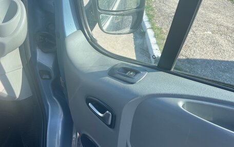 Renault Trafic, 2010 год, 1 540 000 рублей, 18 фотография