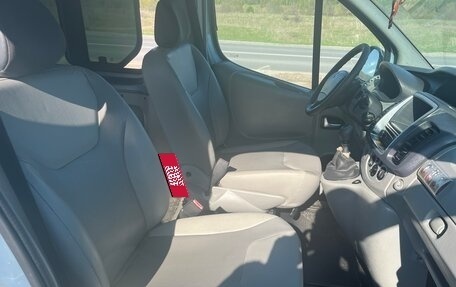Renault Trafic, 2010 год, 1 540 000 рублей, 13 фотография