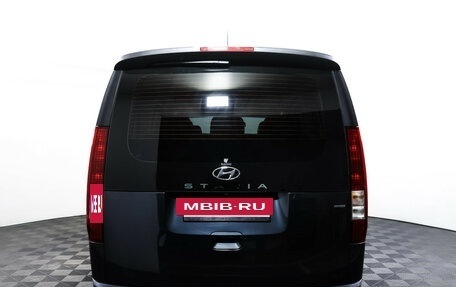 Hyundai Staria, 2021 год, 4 790 000 рублей, 6 фотография