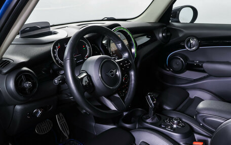 MINI Hatch, 2021 год, 3 640 000 рублей, 15 фотография