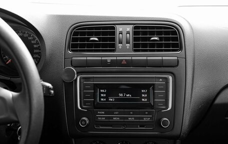 Volkswagen Polo VI (EU Market), 2018 год, 759 000 рублей, 18 фотография