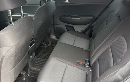 KIA Sportage IV рестайлинг, 2018 год, 2 400 000 рублей, 11 фотография