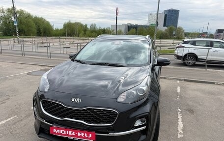 KIA Sportage IV рестайлинг, 2018 год, 2 400 000 рублей, 7 фотография