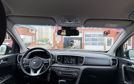 KIA Sportage IV рестайлинг, 2018 год, 2 400 000 рублей, 15 фотография