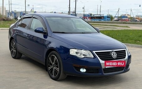 Volkswagen Passat B6, 2008 год, 695 000 рублей, 2 фотография