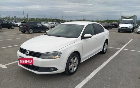 Volkswagen Jetta VI, 2012 год, 900 000 рублей, 5 фотография