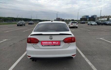 Volkswagen Jetta VI, 2012 год, 900 000 рублей, 2 фотография