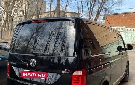 Volkswagen Multivan T6 рестайлинг, 2016 год, 4 265 000 рублей, 4 фотография