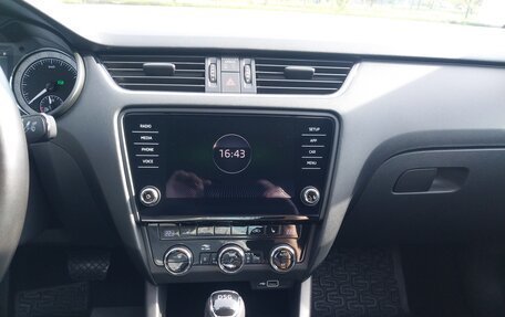 Skoda Octavia, 2018 год, 2 100 000 рублей, 10 фотография