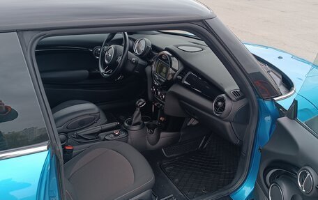 MINI Hatch, 2016 год, 1 950 000 рублей, 5 фотография