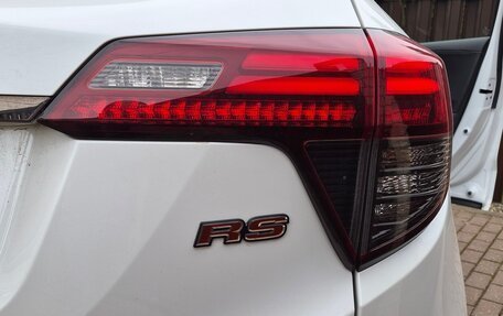 Honda Vezel, 2019 год, 2 360 000 рублей, 6 фотография