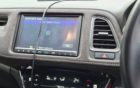 Honda Vezel, 2019 год, 2 360 000 рублей, 13 фотография