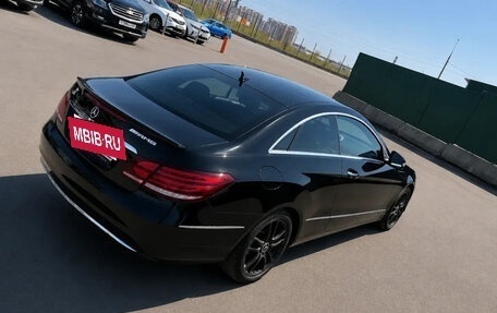 Mercedes-Benz E-Класс, 2015 год, 2 215 000 рублей, 23 фотография