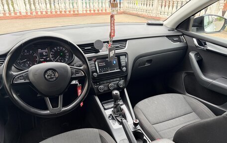 Skoda Octavia, 2016 год, 1 250 000 рублей, 9 фотография