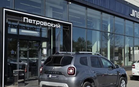 Renault Duster, 2022 год, 2 100 000 рублей, 6 фотография