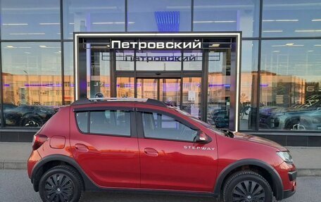 Renault Sandero II рестайлинг, 2017 год, 1 080 000 рублей, 5 фотография