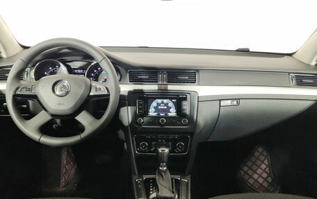 Skoda Superb III рестайлинг, 2013 год, 1 120 000 рублей, 10 фотография