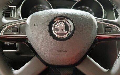 Skoda Superb III рестайлинг, 2013 год, 1 120 000 рублей, 17 фотография