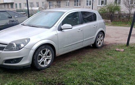 Opel Astra H, 2007 год, 325 000 рублей, 1 фотография