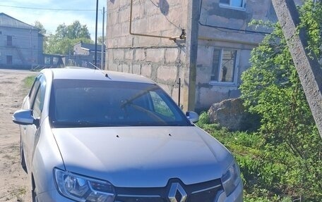 Renault Logan II, 2018 год, 1 000 000 рублей, 2 фотография