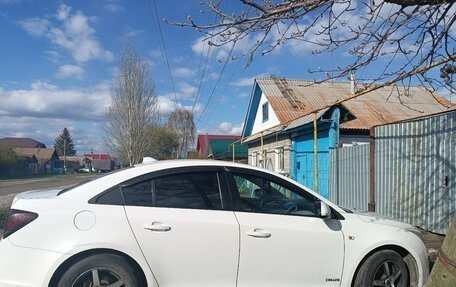 Chevrolet Cruze II, 2013 год, 650 000 рублей, 2 фотография