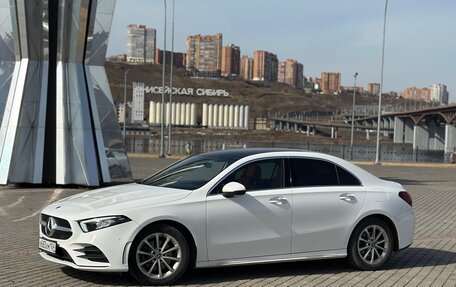 Mercedes-Benz A-Класс, 2021 год, 3 150 000 рублей, 2 фотография
