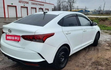 Hyundai Solaris II рестайлинг, 2021 год, 1 600 000 рублей, 2 фотография