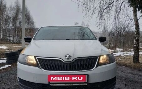 Skoda Rapid I, 2017 год, 700 000 рублей, 10 фотография