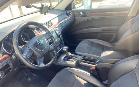 Skoda Superb III рестайлинг, 2012 год, 920 000 рублей, 6 фотография