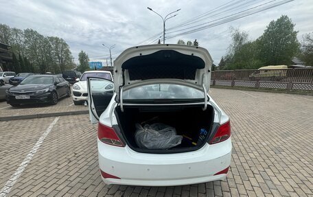 Hyundai Solaris II рестайлинг, 2014 год, 940 000 рублей, 17 фотография
