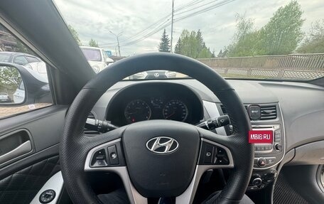 Hyundai Solaris II рестайлинг, 2014 год, 940 000 рублей, 14 фотография