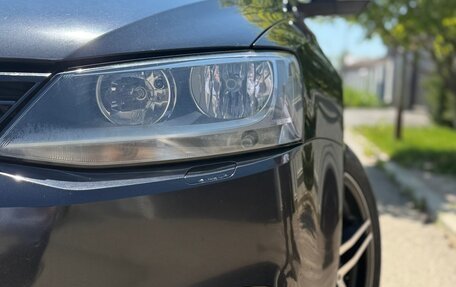 Volkswagen Jetta VI, 2012 год, 900 000 рублей, 6 фотография