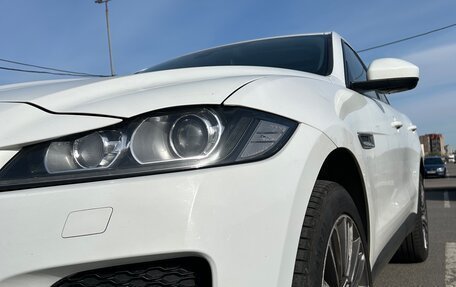 Jaguar F-Pace, 2016 год, 2 000 000 рублей, 3 фотография