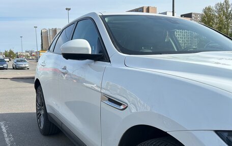Jaguar F-Pace, 2016 год, 2 000 000 рублей, 4 фотография