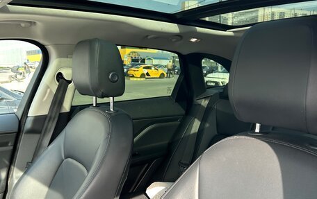 Jaguar F-Pace, 2016 год, 2 000 000 рублей, 7 фотография