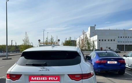 Jaguar F-Pace, 2016 год, 2 000 000 рублей, 15 фотография