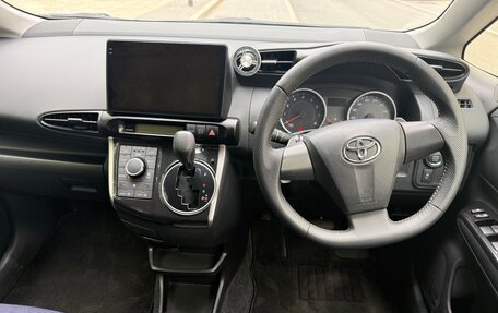 Toyota Wish II, 2014 год, 1 550 000 рублей, 20 фотография