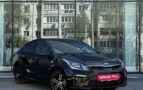 KIA Rio IV, 2020 год, 1 585 000 рублей, 3 фотография