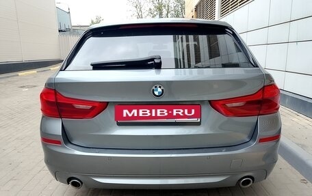 BMW 5 серия, 2018 год, 2 650 000 рублей, 16 фотография