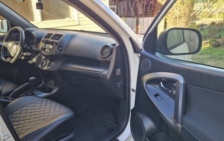 Toyota RAV4, 2010 год, 1 450 000 рублей, 9 фотография