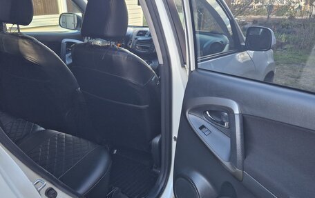 Toyota RAV4, 2010 год, 1 450 000 рублей, 10 фотография