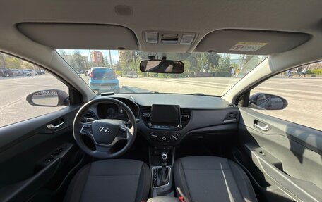 Hyundai Solaris II рестайлинг, 2021 год, 1 750 000 рублей, 9 фотография