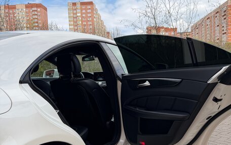 Mercedes-Benz CLS, 2015 год, 2 600 000 рублей, 15 фотография