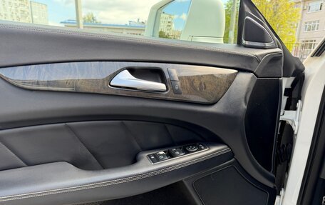 Mercedes-Benz CLS, 2015 год, 2 600 000 рублей, 22 фотография