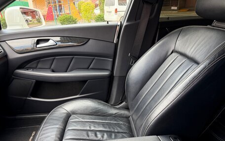 Mercedes-Benz CLS, 2015 год, 2 600 000 рублей, 19 фотография