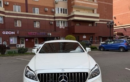 Mercedes-Benz CLS, 2015 год, 2 600 000 рублей, 12 фотография