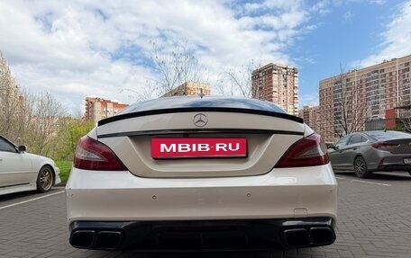 Mercedes-Benz CLS, 2015 год, 2 600 000 рублей, 16 фотография