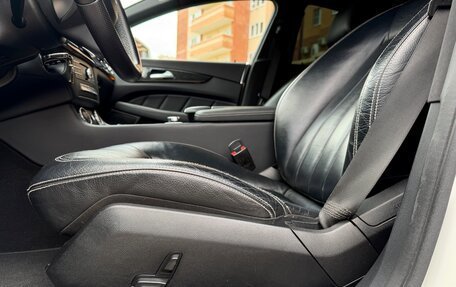 Mercedes-Benz CLS, 2015 год, 2 600 000 рублей, 26 фотография