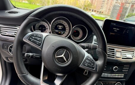 Mercedes-Benz CLS, 2015 год, 2 600 000 рублей, 28 фотография